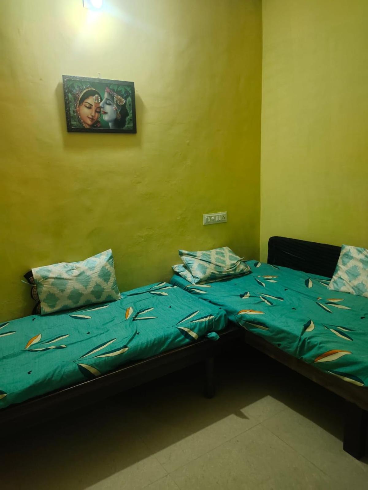 Dwarka Home Stay 2 Only Family ภายนอก รูปภาพ