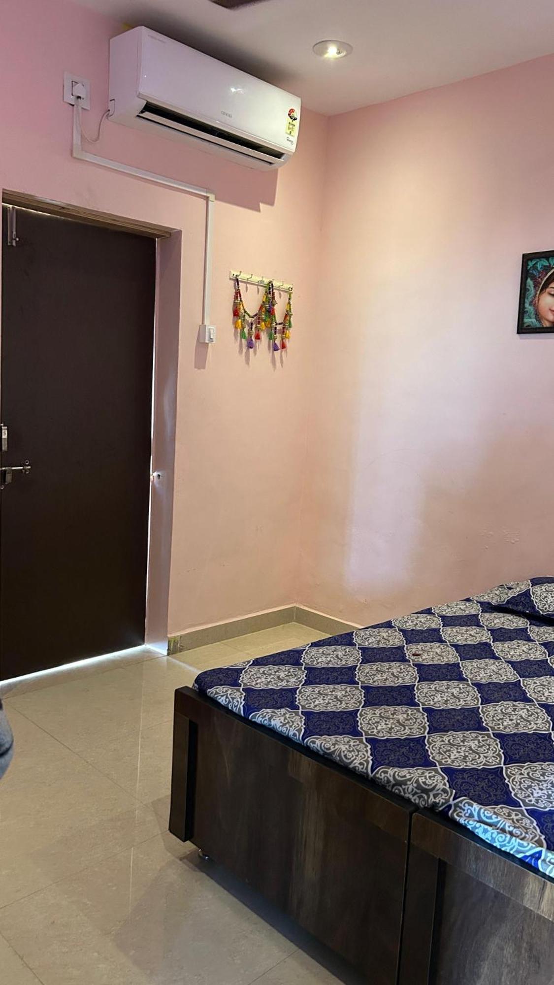 Dwarka Home Stay 2 Only Family ภายนอก รูปภาพ
